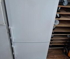 KÜHLSCHRANK TIEFKÜHLKOMPIE LIEBHERR MIT GARANTIE